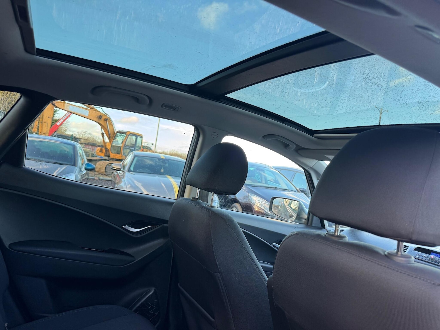 Used Hyundai Ix20 2011 for sale - 76913315: Photo 5