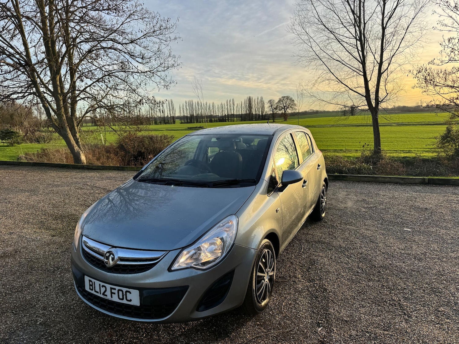 Used Vauxhall Corsa 2012 for sale - 76936478: Photo 1