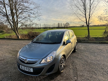 2012 (12) - 1.2 Exclusiv 5dr Easytronic [AC]