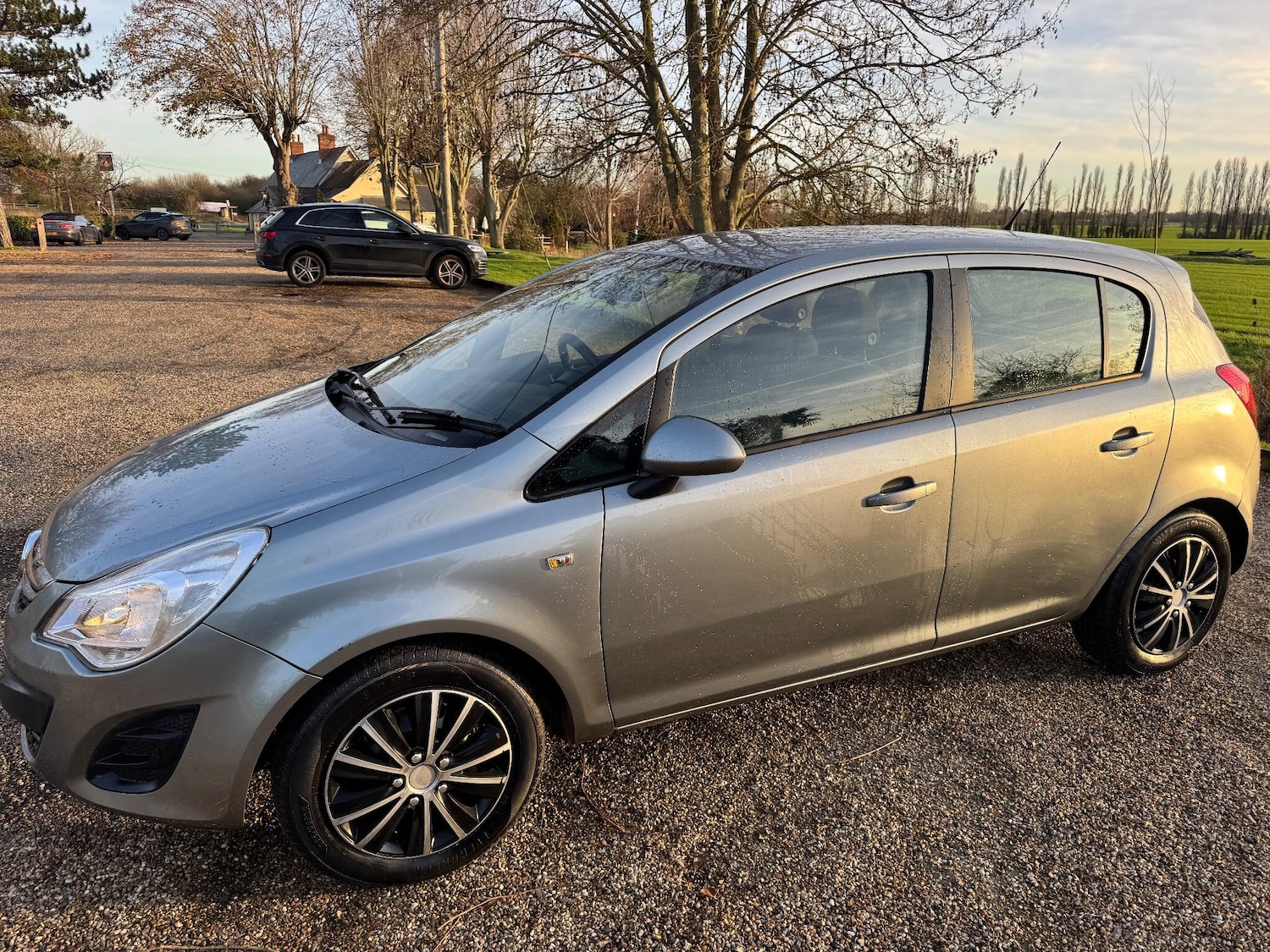 Used Vauxhall Corsa 2012 for sale - 76936478: Photo 4