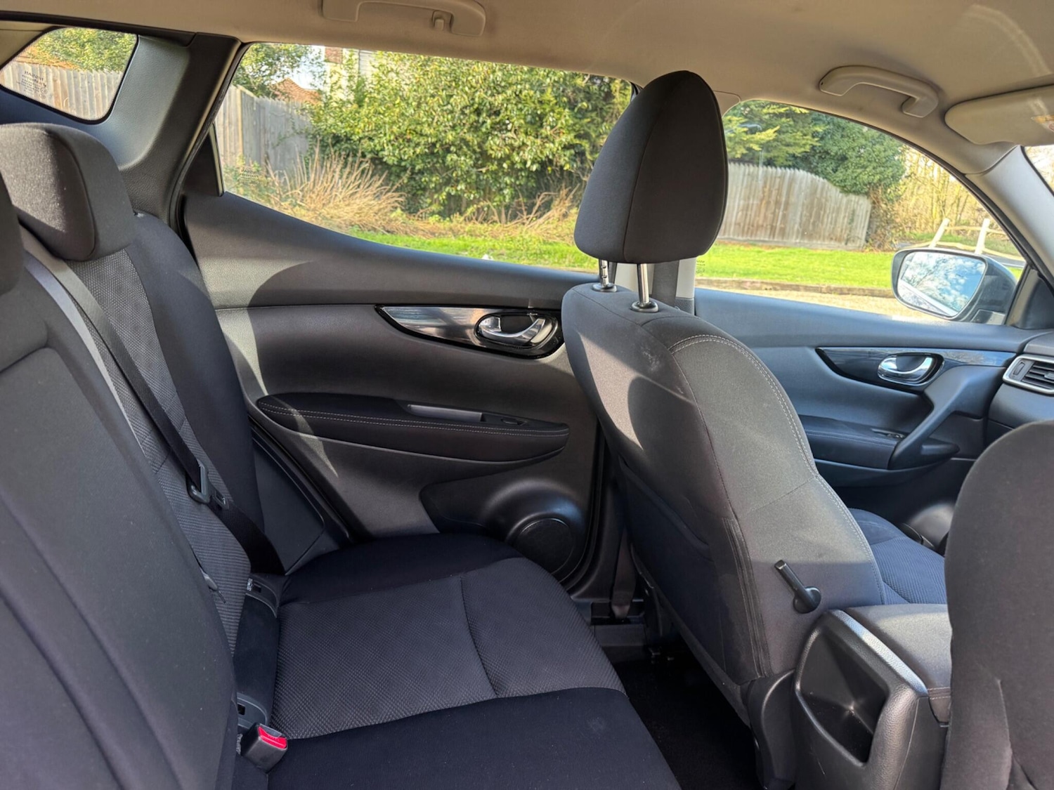 Used Nissan Qashqai for sale - 77267648: Photo 28