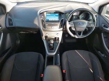 Used Ford Focus 2017 for sale - 77956824: Photo