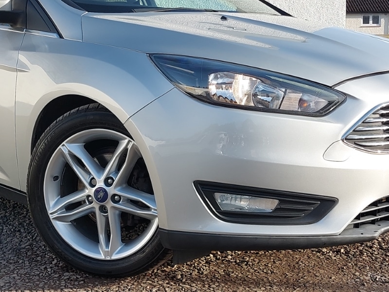 Used Ford Focus 2017 for sale - 77956824: Photo 9