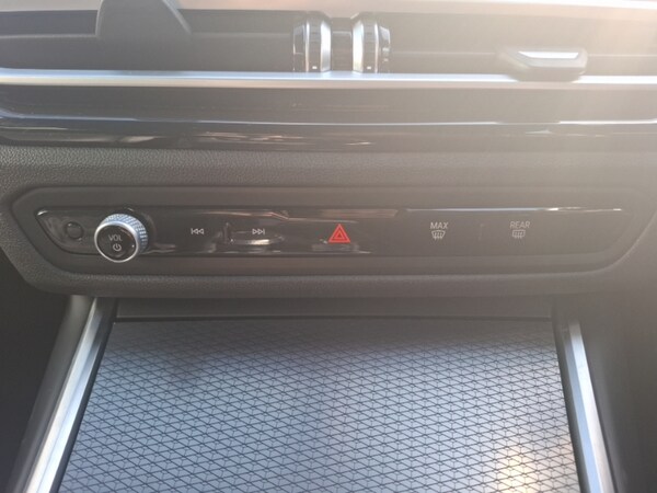 Used BMW 3 Series 2024 for sale - 76100295: Photo 17