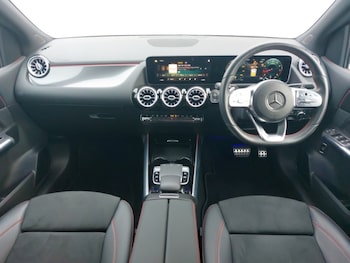 Used Mercedes-Benz B Class 2020 for sale - 77500035: Photo