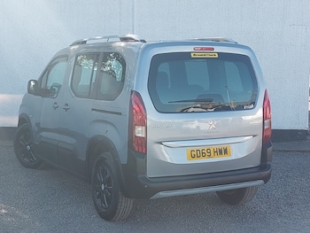 Used Peugeot Rifter 2020 for sale - 78342374: Photo