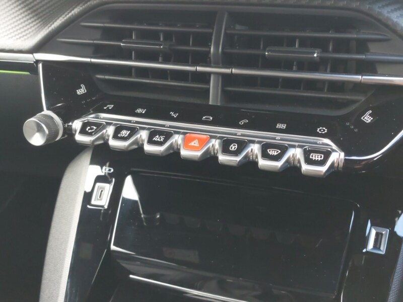 Used Peugeot 2008 2023 for sale - 78054493: Photo 13