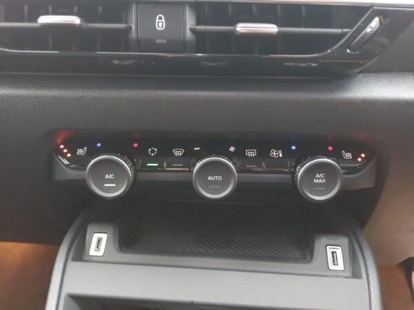 Used Citroen C4 2023 for sale - 76129794: Photo 18