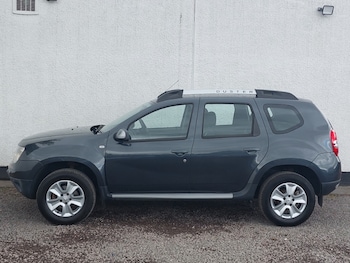 Used Dacia Duster 2017 for sale - 78585341: Photo
