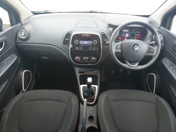 Used Renault Captur 2019 for sale - 77509086: Photo