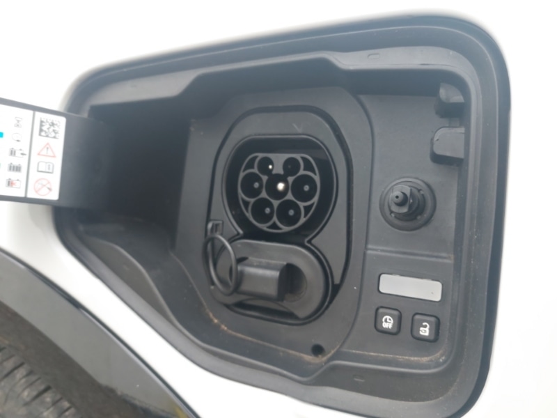 Used Renault Megane E Tech 2023 for sale - 76906587: Photo 19