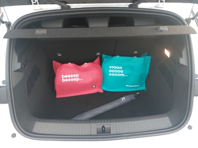 Used Renault Megane E Tech 2023 for sale - 76906587: Photo 8