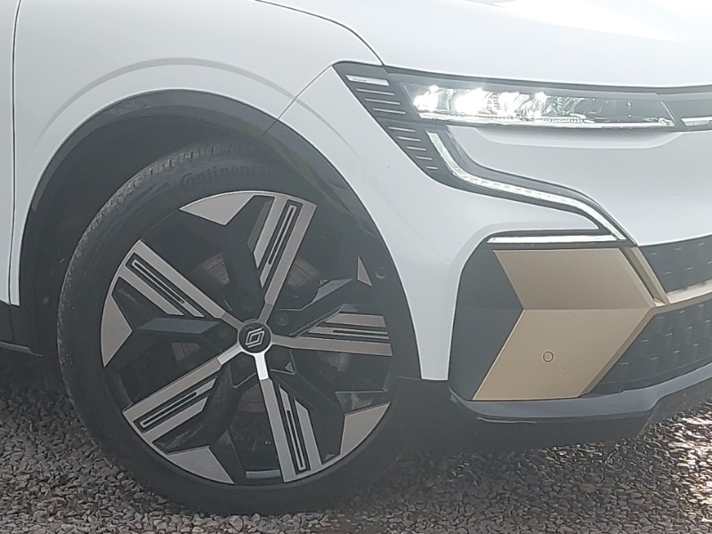 Used Renault Megane E Tech 2023 for sale - 76906587: Photo 9