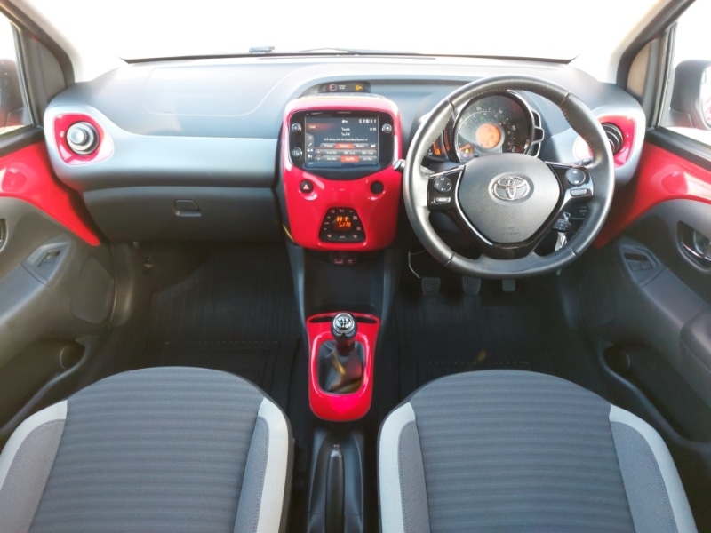 Used Toyota AYGO 2019 for sale - 76644158: Photo 2