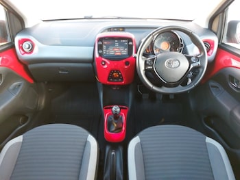 Used Toyota AYGO 2019 for sale - 76644158: Photo