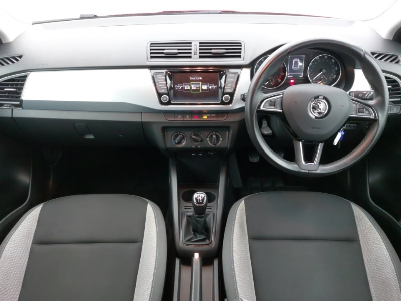 Used Skoda Fabia 2017 for sale - 76252042: Photo 2