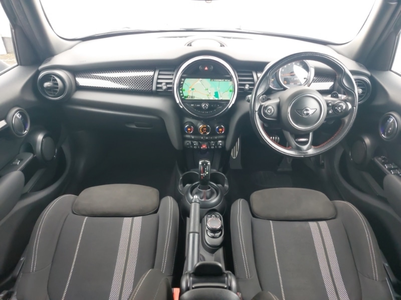 Used MINI Cooper 2018 for sale - 78125934: Photo 2