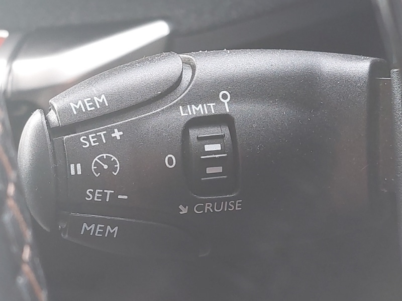 Used Peugeot 3008 2018 for sale - 76397369: Photo 14