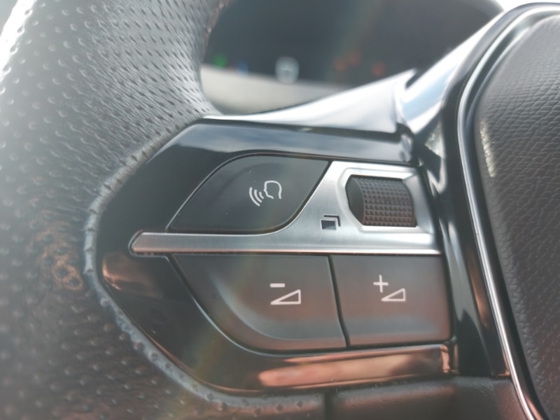 Used Peugeot 3008 2018 for sale - 76397369: Photo 18