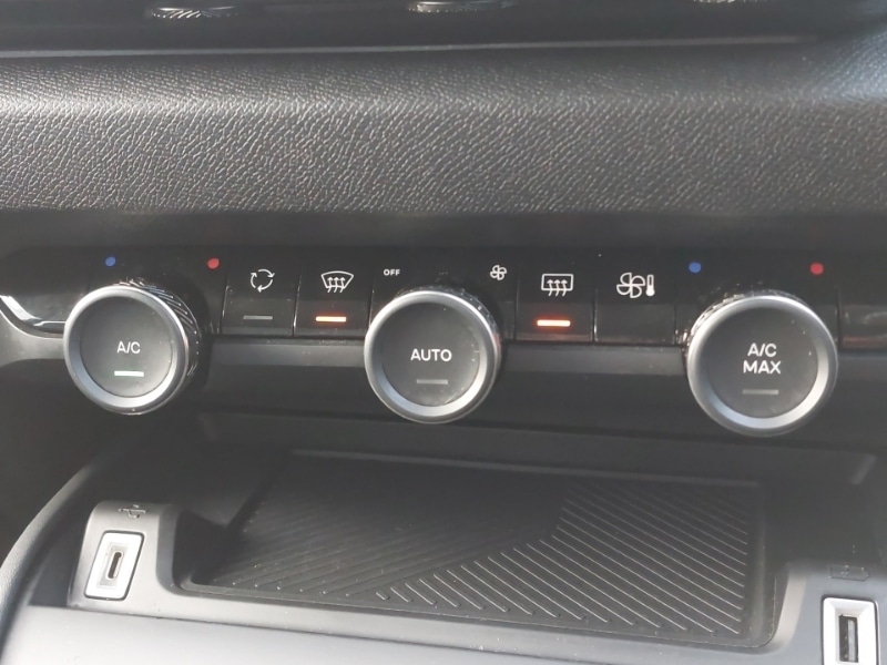 Used Citroen C4 2022 for sale - 76663940: Photo 12