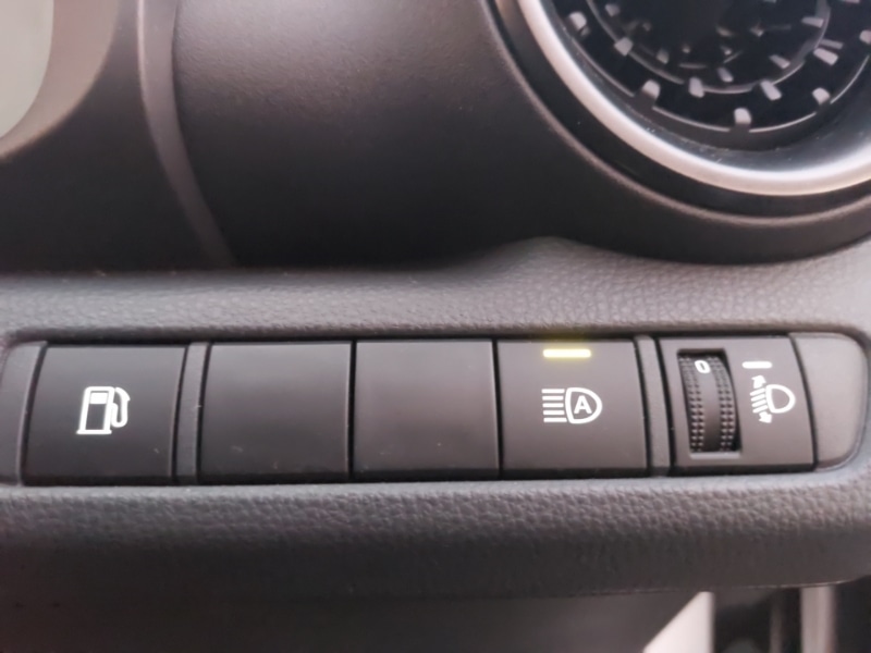 Used Toyota C-HR 2024 for sale - 76471658: Photo 14