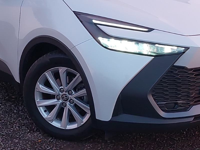 Used Toyota C-HR 2024 for sale - 76471658: Photo 9