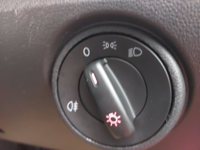 Used Volkswagen up! 2023 for sale - 76483908: Photo 14