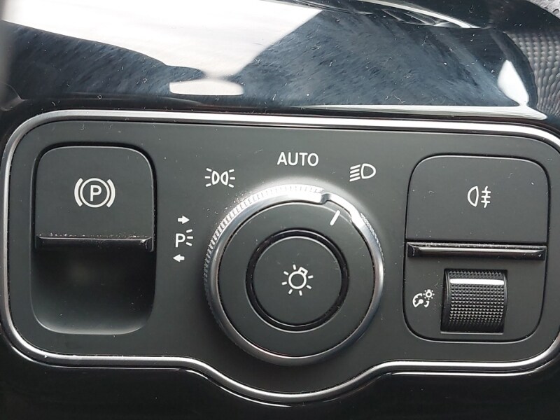 Used Mercedes-Benz A-Class 2019 for sale - 77702209: Photo 12