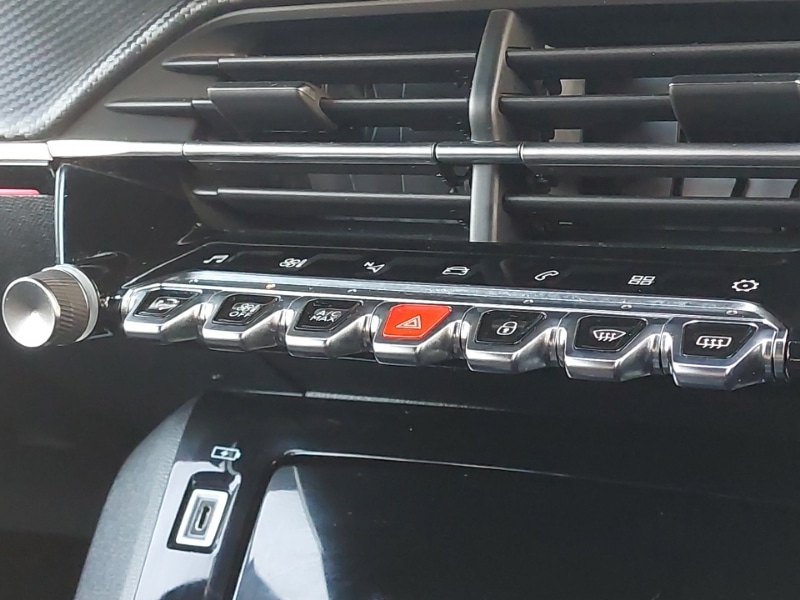 Used Peugeot 208 2022 for sale - 76924812: Photo 18