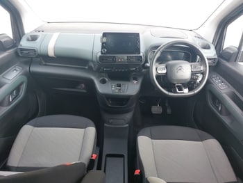 Used Citroen Berlingo 2023 for sale - 78634600: Photo