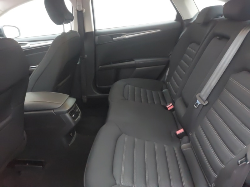 Used Ford Mondeo 2015 for sale - 76483902: Photo 6