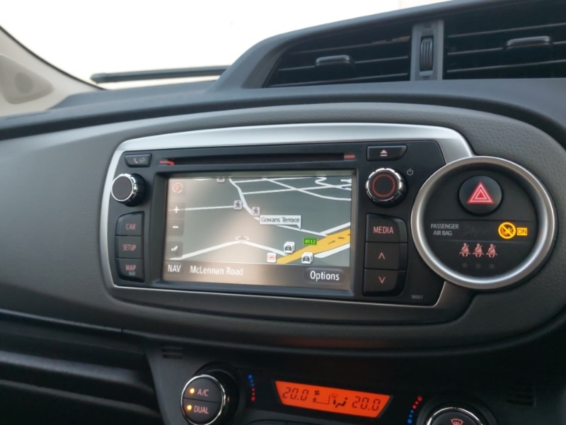 Used Toyota Yaris 2014 for sale - 76471653: Photo 11