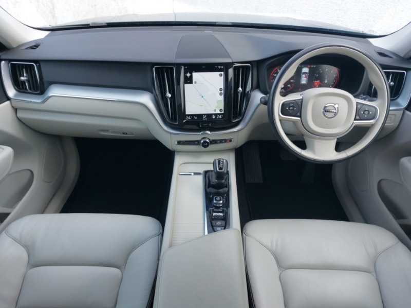Used Volvo XC60 2019 for sale - 77531281: Photo 2