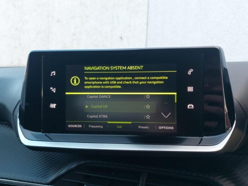 Used Peugeot 2008 2022 for sale - 76860580: Photo 11