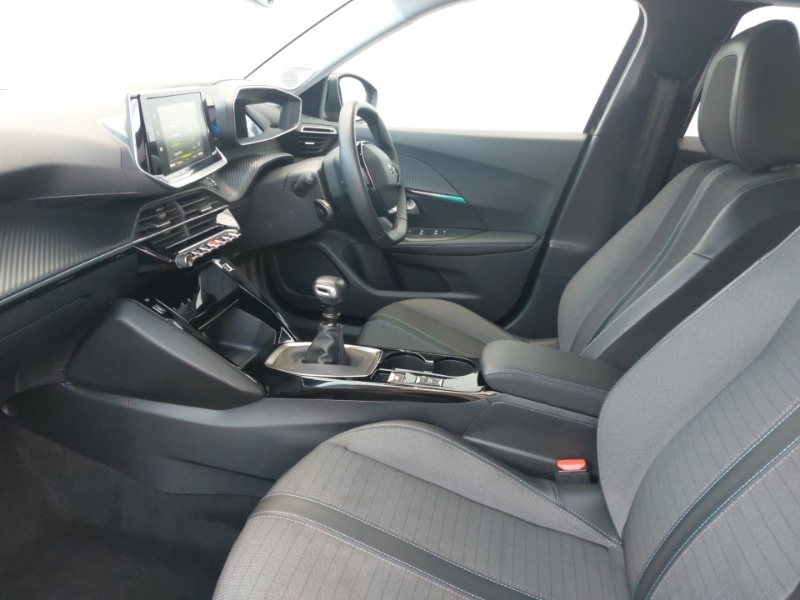 Used Peugeot 2008 2022 for sale - 76860580: Photo 5