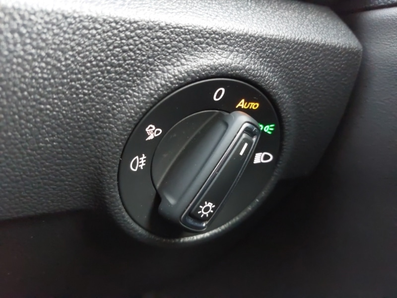 Used Volkswagen T-Roc 2024 for sale - 77544415: Photo 15