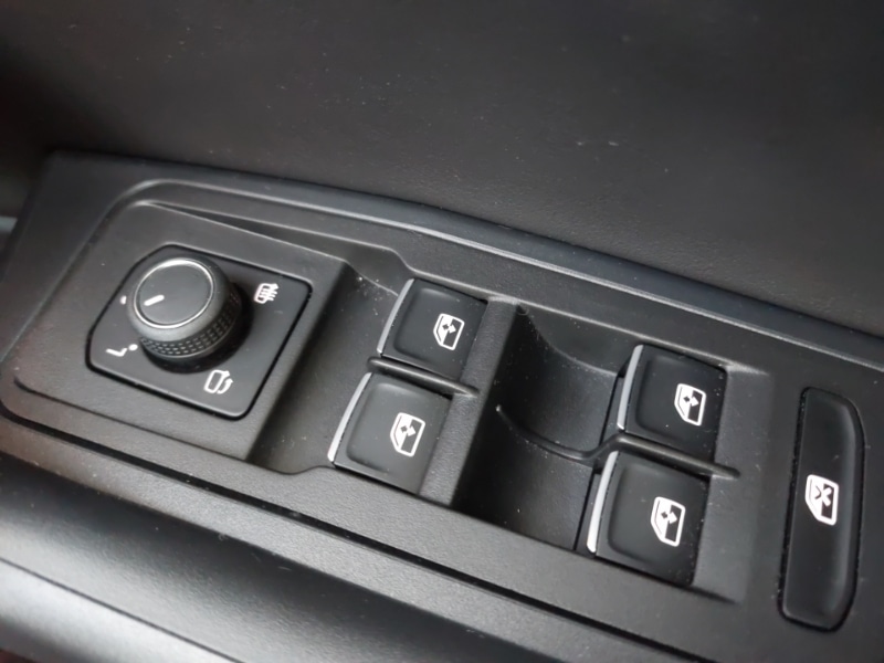 Used Volkswagen T-Roc 2024 for sale - 77544415: Photo 19