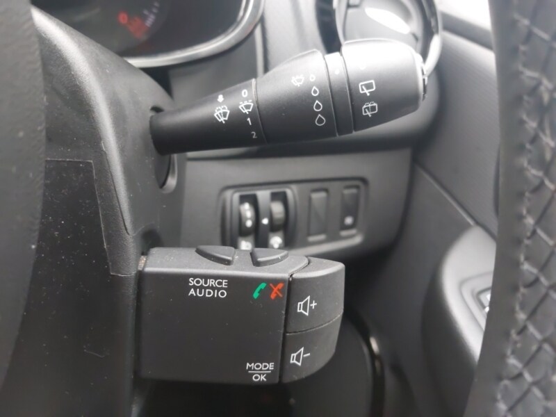 Used Renault Clio 2018 for sale - 77183699: Photo 17