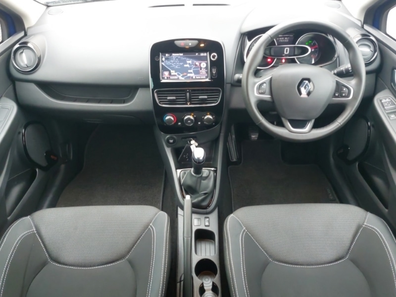 Used Renault Clio 2018 for sale - 77183699: Photo 2