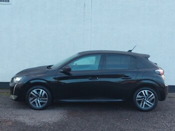 Used Peugeot 208 2021 for sale - 76983447: Photo