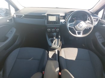 Used Renault Clio 2023 for sale - 79139213: Photo
