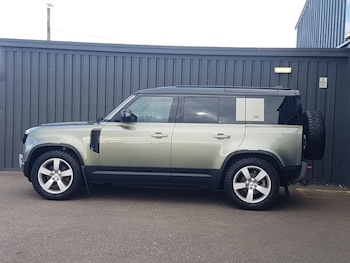 Used Land Rover Defender 2020 for sale - 78532825: Photo
