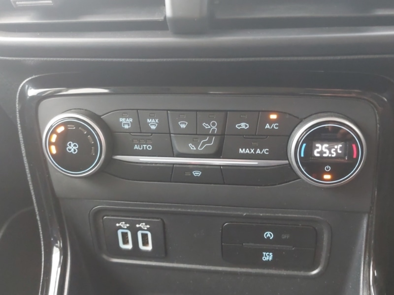 Used Ford Ecosport 2018 for sale - 76737277: Photo 14