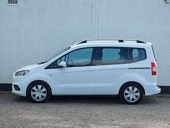 Used Ford Tourneo Courier 2019 for sale - 78013250: Photo