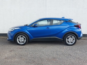 Used Toyota C-HR 2021 for sale - 78290759: Photo