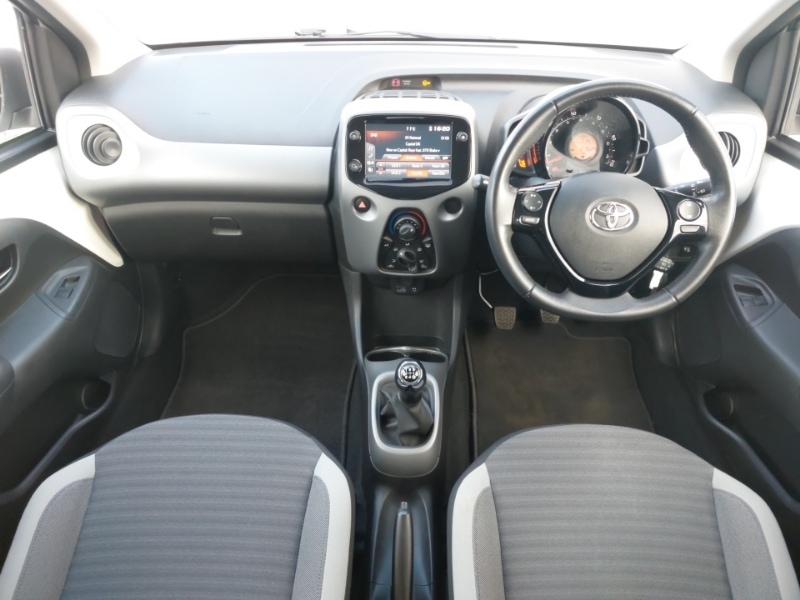Used Toyota AYGO 2019 for sale - 76348285: Photo 2