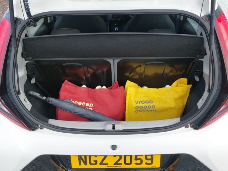Used Toyota AYGO 2019 for sale - 76348285: Photo 8