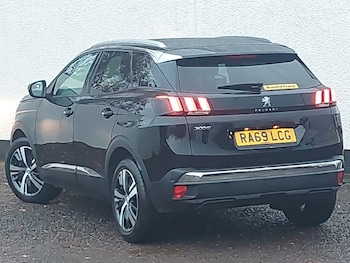 Used Peugeot 3008 2019 for sale - 76455852: Photo