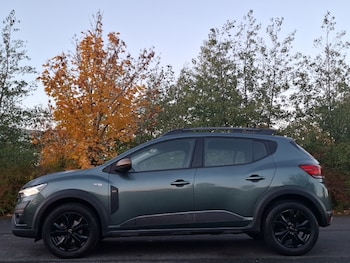 Used Dacia Sandero Stepway 2024 for sale - 76502369: Photo