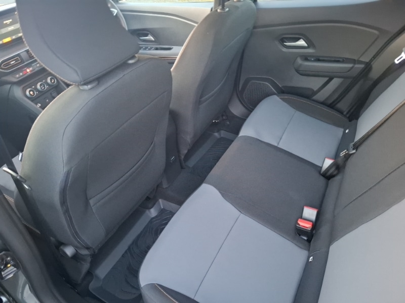 Used Dacia Sandero Stepway 2024 for sale - 76502369: Photo 6